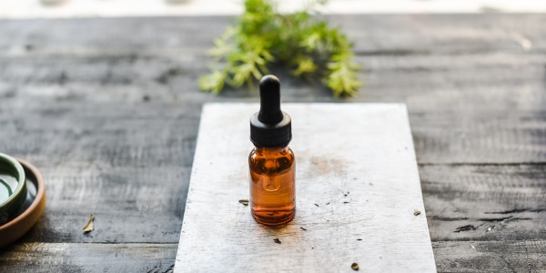 Olejki eteryczne – na czym polega aromaterapia?
